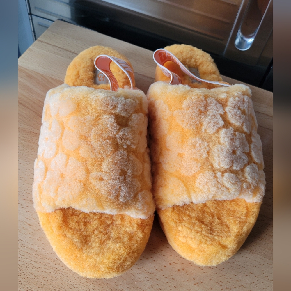 Ugg Fluff Yeah Slide Poppylike New W10 Hiking, Ca… - image 1